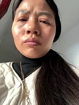 Snapshot of cmvoo chatting on January 13, 2026, 7:24 am cmvoo online show from January 13, 2026, 7:24 am