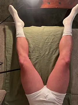 Snapshot of Krizzly666 chatting on December 16, 2025, 9:09 pm Krizzly666 online show from December 16, 2025, 9:09 pm