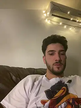 Snapshot of baiatfinseby chatting on January 13, 2026, 9:20 pm baiatfinseby online show from January 13, 2026, 9:20 pm