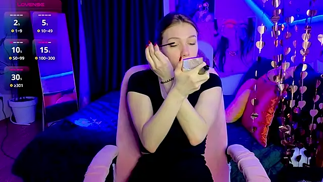 CarolainGilbert online show from March 3, 2026, 5:35 am