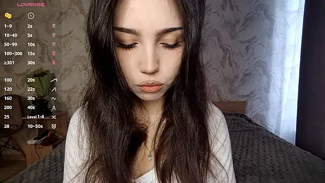 Qwami Amie online show from April 14, 2026, 6:30 am