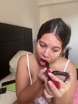 Snapshot of AngelaBlondee chatting on January 6, 2026, 2:54 pm AngelaBlondee online show from January 6, 2026, 2:54 pm