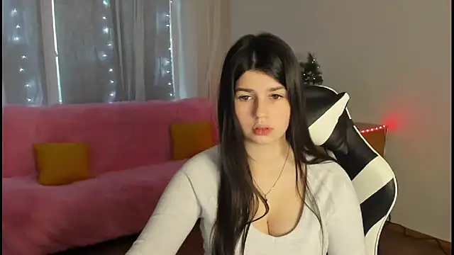 Snapshot of KisaModel chatting on December 22, 2025, 8:22 am KisaModel online show from December 22, 2025, 8:22 am