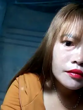 yana-zz online show from April 3, 2026, 5:55 pm