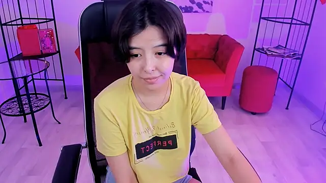 Snapshot of SirenMystiq chatting on July 20, 2026, 10:39 am SirenMystiq online show from July 20, 2026, 10:39 am