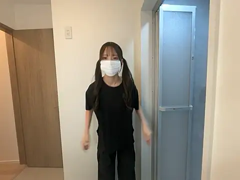 Snapshot of Gokujyo-Namanaka chatting on May 18, 2026, 3:18 pm Gokujyo-Namanaka online show from May 18, 2026, 3:18 pm