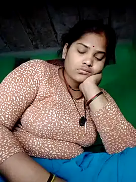 Snapshot of Sk_pinki chatting on February 17, 2026, 11:00 pm Sk pinki online show from February 17, 2026, 11:00 pm