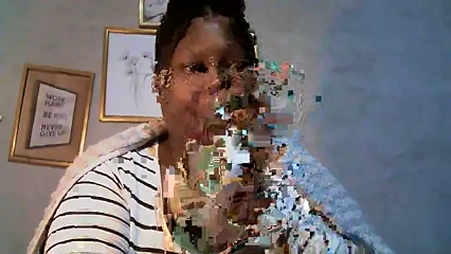 Snapshot of sweetmilkylady chatting on July 13, 2026, 4:15 am sweetmilkylady online show from July 13, 2026, 4:15 am
