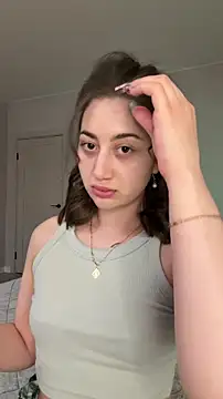 LucieBliss online show from January 8, 2026, 5:04 pm