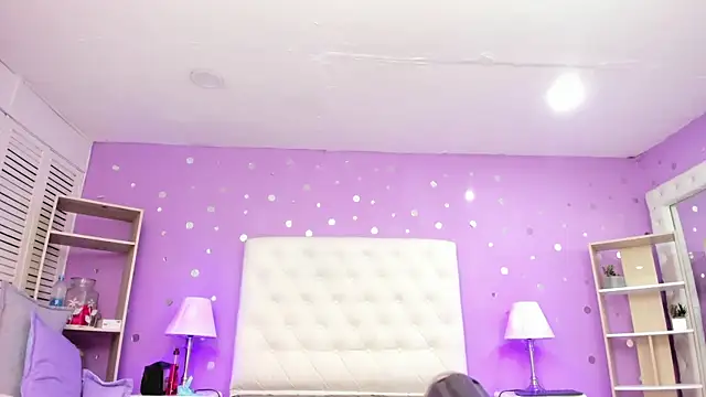 Snapshot of rousse_millers chatting on December 19, 2025, 12:01 pm rousse millers online show from December 19, 2025, 12:01 pm