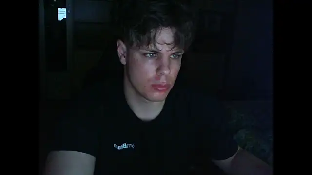 GymGuy0505 online show from February 14, 2026, 11:23 pm