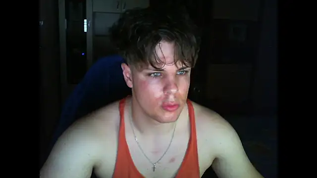 GymGuy0505 online show from April 5, 2026, 8:28 pm