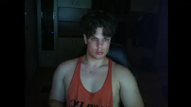 Snapshot of GymGuy0505 chatting on June 3, 2026, 9:42 pm GymGuy0505 online show from June 3, 2026, 9:42 pm