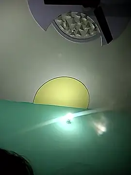 Snapshot of xoupleaura chatting on December 18, 2025, 11:33 pm xoupleaura online show from December 18, 2025, 11:33 pm