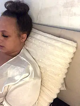 Snapshot of Welsh_Maya221x chatting on January 14, 2026, 11:38 am Welsh Maya221x online show from January 14, 2026, 11:38 am