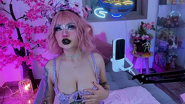 Hayami Lee online show from March 7, 2026, 2:52 am