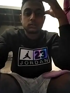 Snapshot of Mohandkim chatting on May 4, 2026, 1:23 am Mohandkim online show from May 4, 2026, 1:23 am