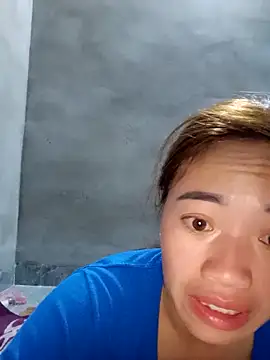 little-effy online show from December 22, 2025, 10:07 pm