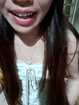 little-effy online show from June 27, 2026, 12:04 am