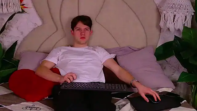 JamesRaww online show from January 8, 2026, 3:58 pm