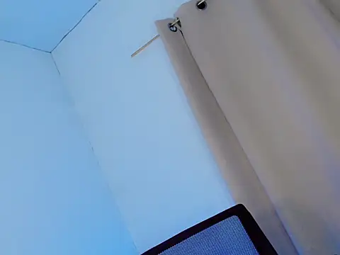 Snapshot of tasty_sofiaxxx chatting on January 11, 2026, 12:10 pm tasty sofiaxxx online show from January 11, 2026, 12:10 pm