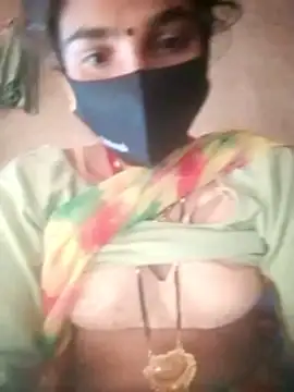 Snapshot of Laxmi9090 chatting on February 3, 2026, 8:52 am Laxmi9090 online show from February 3, 2026, 8:52 am