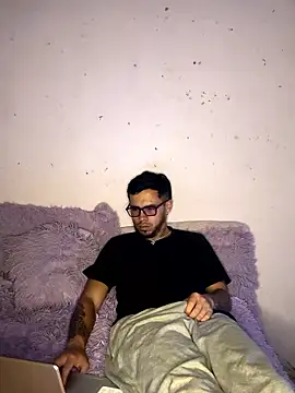 Snapshot of DavidNyx chatting on January 13, 2026, 1:11 am DavidNyx online show from January 13, 2026, 1:11 am