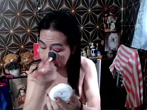 Snapshot of SadisticQueenTS chatting on January 6, 2026, 6:17 am SadisticQueenTS online show from January 6, 2026, 6:17 am