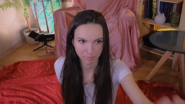 AliceLidell online show from April 12, 2026, 5:01 am