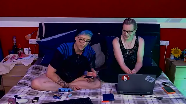 AskAveryAnything online show from July 21, 2026, 8:00 pm