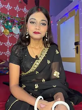 Snapshot of Sweet-priyaa chatting on May 24, 2026, 9:36 am Sweet-priyaa online show from May 24, 2026, 9:36 am