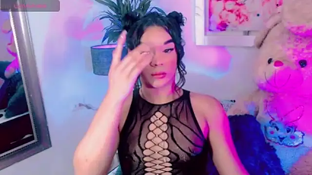 agathaferrer3 online show from December 23, 2025, 10:13 am