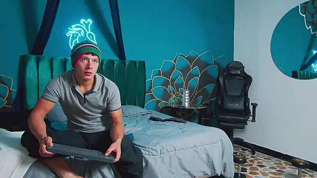 Snapshot of MagnusKnight_ chatting on January 10, 2026, 1:40 am MagnusKnight online show from January 10, 2026, 1:40 am