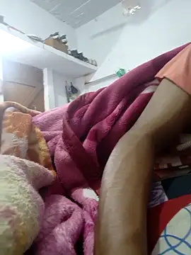 Lovely priya1001 online show from March 2, 2026, 5:19 am