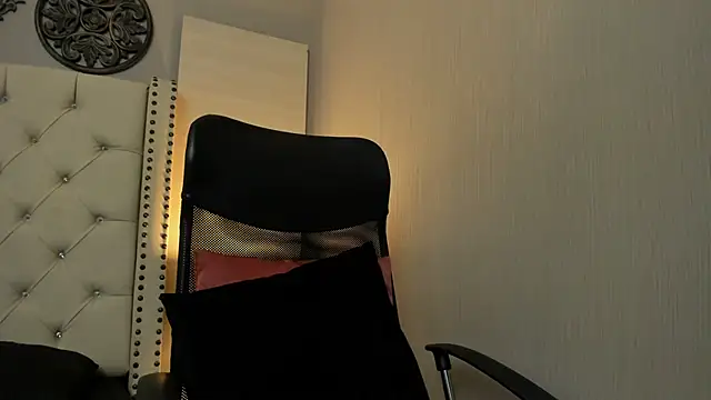 Snapshot of AndreGill chatting on January 5, 2026, 5:27 pm AndreGill online show from January 5, 2026, 5:27 pm