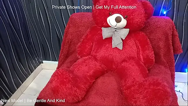 Snapshot of khushigoesnaughty0 chatting on January 13, 2026, 6:46 pm khushigoesnaughty0 online show from January 13, 2026, 6:46 pm