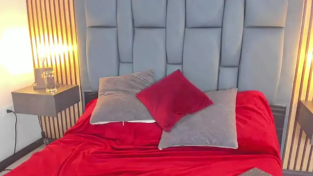 Angelic serenity online show from December 16, 2025, 7:19 pm