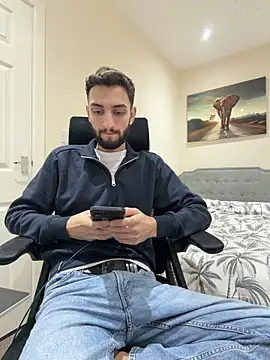 Juliann69Ramiro online show from January 16, 2026, 5:39 pm