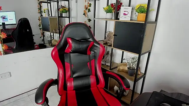 MiaFox 03 online show from January 19, 2026, 1:48 pm