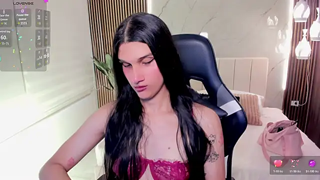 Bianca baldwin  online show from February 4, 2026, 9:09 pm