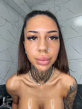 KatelynBelle online show from April 3, 2026, 9:35 pm