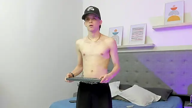 sebastamayo  online show from February 12, 2026, 5:13 am