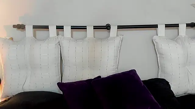 sophie blake   online show from March 5, 2026, 4:30 am