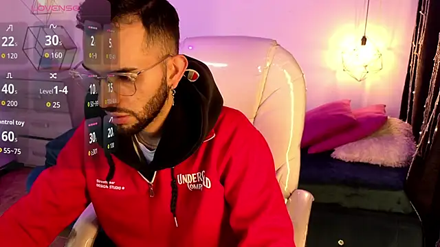 annie and ryan online show from March 4, 2026, 4:40 am