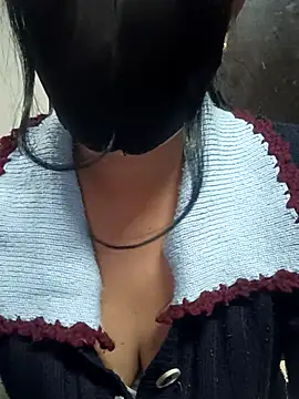 Snapshot of teena-11 chatting on December 19, 2025, 3:52 pm teena-11 online show from December 19, 2025, 3:52 pm