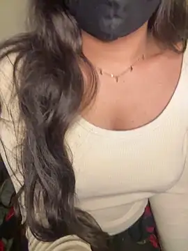 Snapshot of Amaira_69 chatting on February 8, 2026, 5:49 pm Amaira 69 online show from February 8, 2026, 5:49 pm