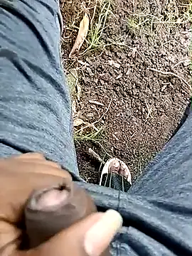 loki-king-143 online show from February 18, 2026, 2:29 am