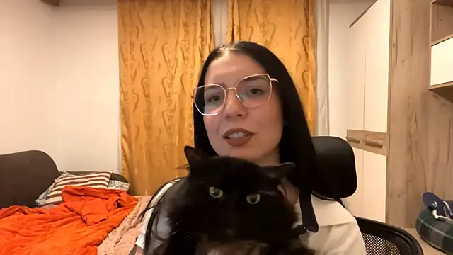 Snapshot of DoraRobertos chatting on January 12, 2026, 3:50 pm DoraRobertos online show from January 12, 2026, 3:50 pm