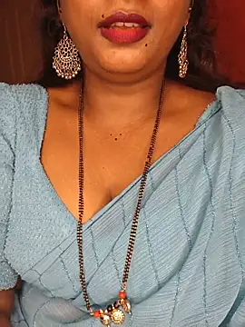 Snapshot of Rachu_love chatting on August 2, 2026, 5:33 pm Rachu love online show from August 2, 2026, 5:33 pm