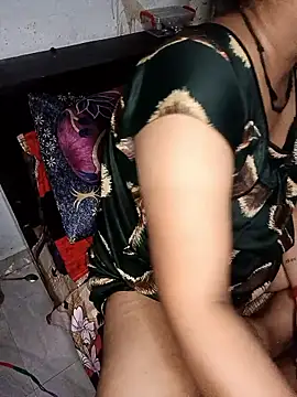 Desi bhabhi299 online show from April 19, 2026, 5:45 pm